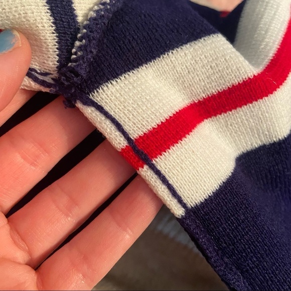 Vintage Woodward’s women’s blue  sweater in size x-small - Picture 8 of 9